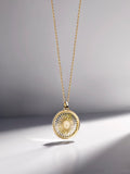 Argentinien / Sol de Mayo / 18 Karat Gold / mit 29 Diamanten veredelt / ohne Goldkette
